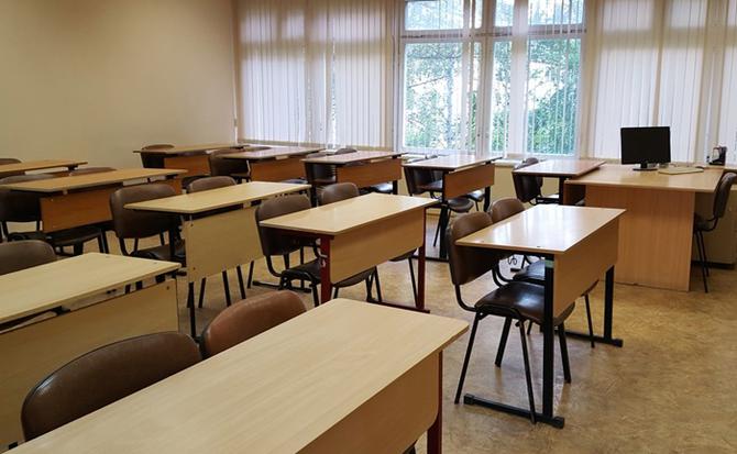 Директора сели за парты
