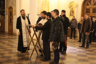 Автомобильный Крестный ход в шестой раз прошел в Саранске