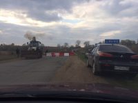 В Семилее сад и школа отрезаны от жилых домов.