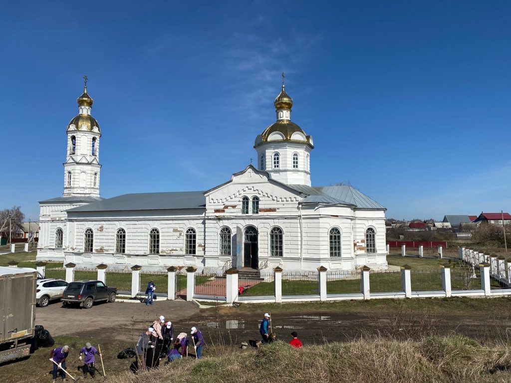 НТМ» — Народное телевидение Мордовии Волонтёры культуры привели в порядок  несколько территорий в Атемаре